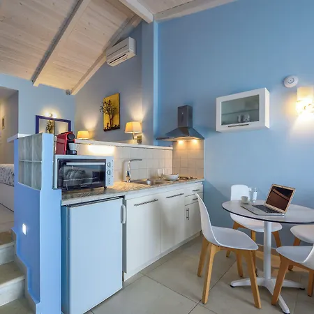 Otel Elpiniki Luxury *