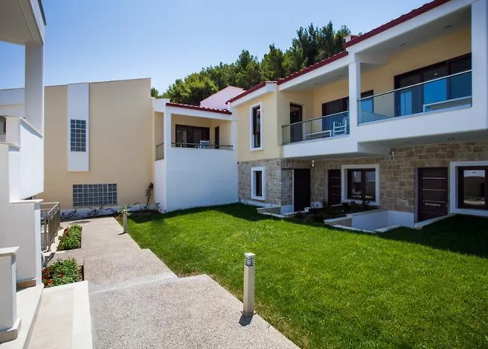 Hotel Elpiniki Luxury Nea Poteidaia