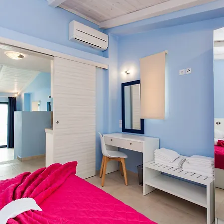 Elpiniki Luxury فندق