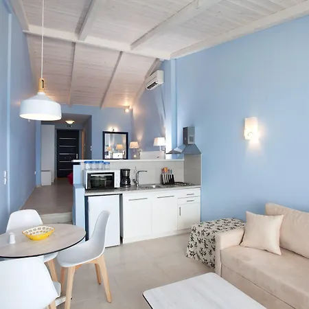 Elpiniki Luxury فندق