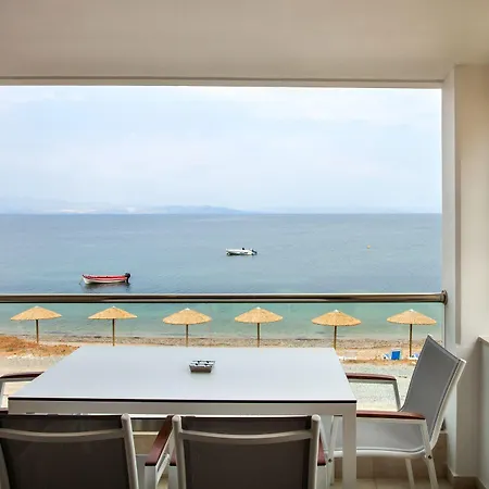 فندق Elpiniki Luxury