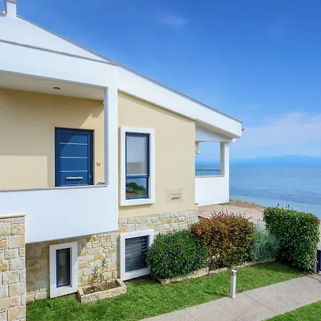 Elpiniki Luxury * Nea Poteidaia