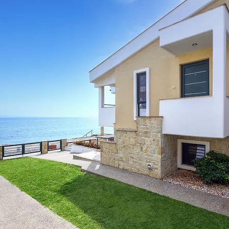 فندق Elpiniki Luxury