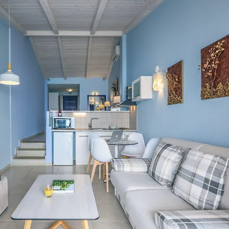 Elpiniki Luxury فندق *