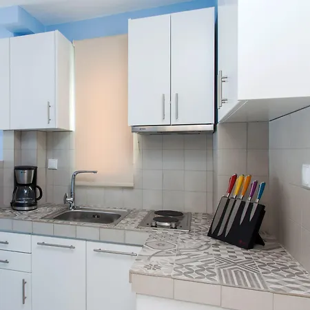 Elpiniki Luxury * Nea Poteidaia