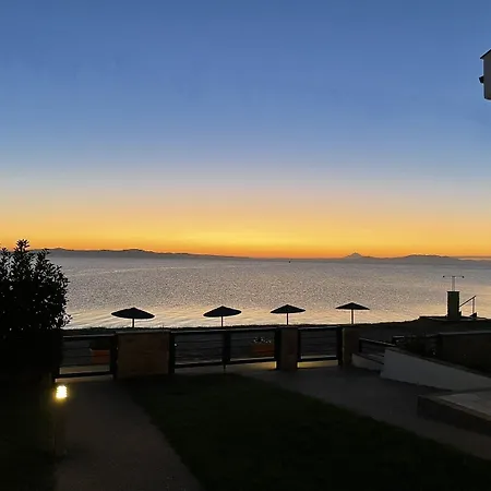 Elpiniki Luxury Nea Poteidaia