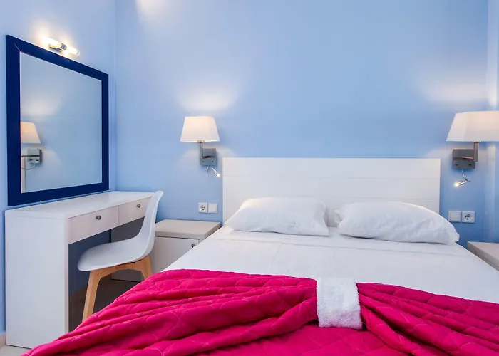 Elpiniki Luxury نيا بوتيدايا