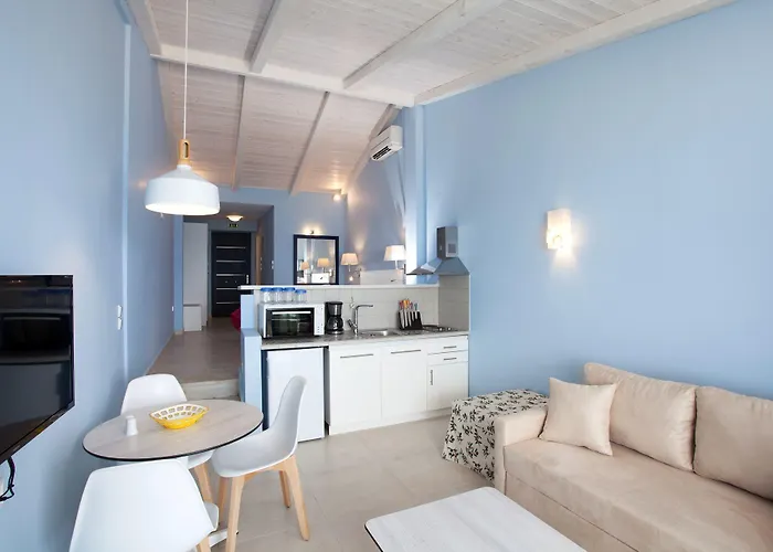 Elpiniki Luxury فندق