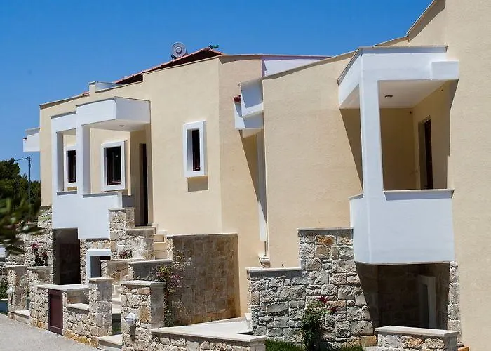Elpiniki Luxury