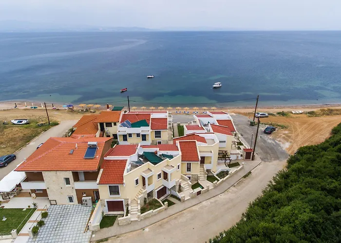 Elpiniki Luxury فندق